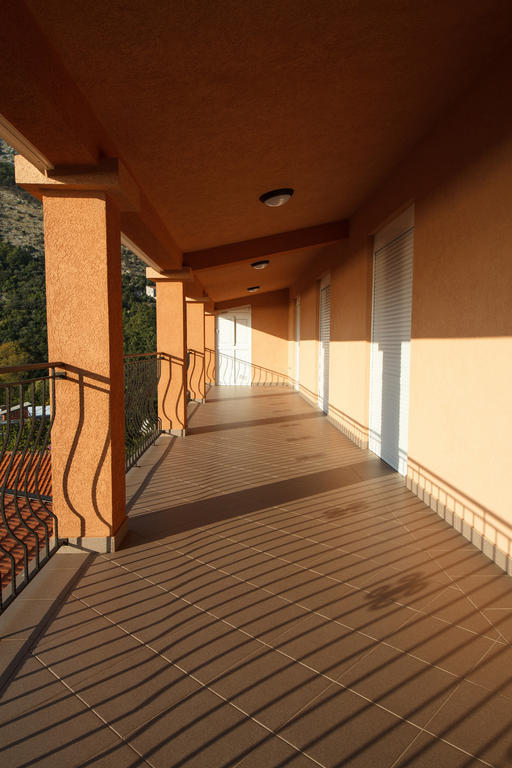 Apartments Sergej Sutomore Exterior foto